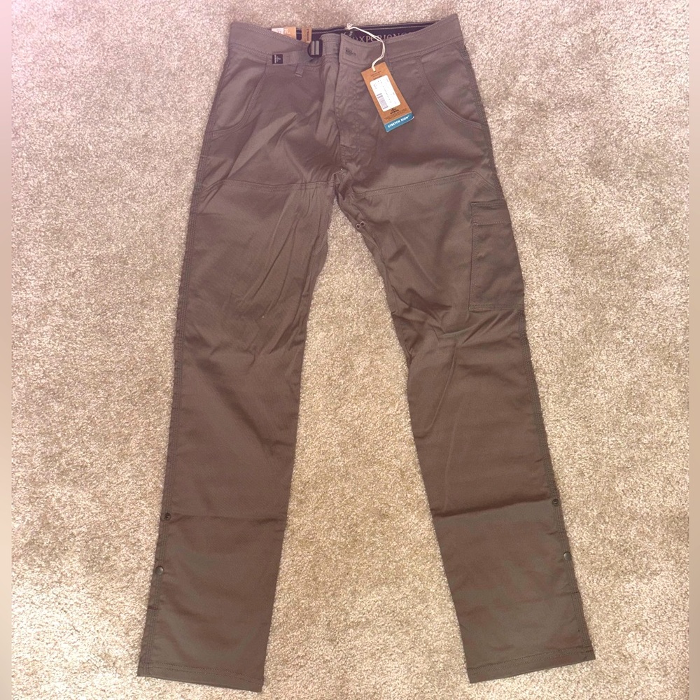 NEW WITH TAGS; Prana; 32x34 Stretch Zion Straight Mud